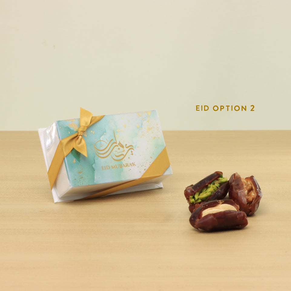 Set of 20 Ramadan Eid Mubarak designed premium nut stuffed dates 2P hard box giveaway
