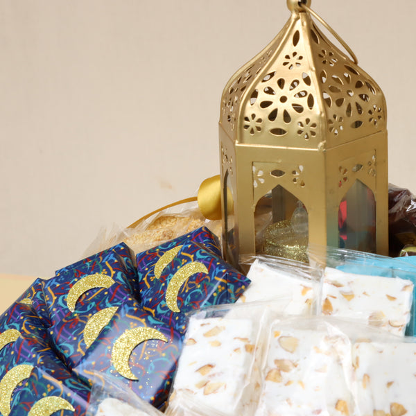 Ramadan eid designed chocolate & sweets round basket