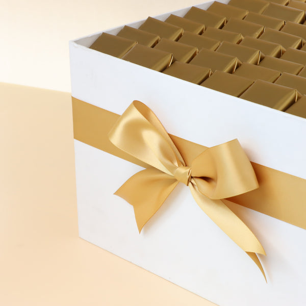 Season's greetings wreath designed premium chocolate extra large hamper