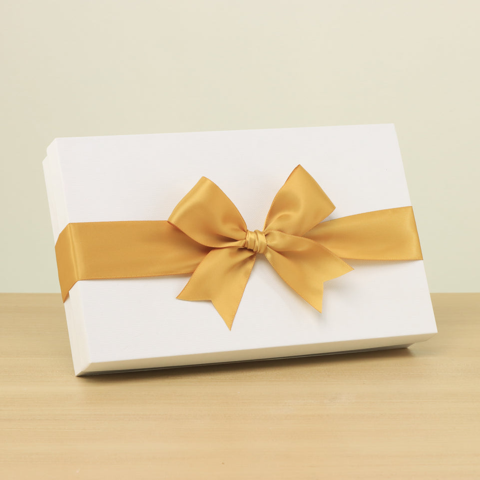 Premium chocolate & nut stuffed dates 15P hard box