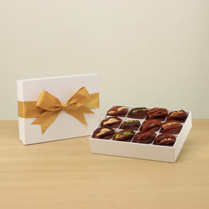 Premium nut stuffed dates 12P hard box
