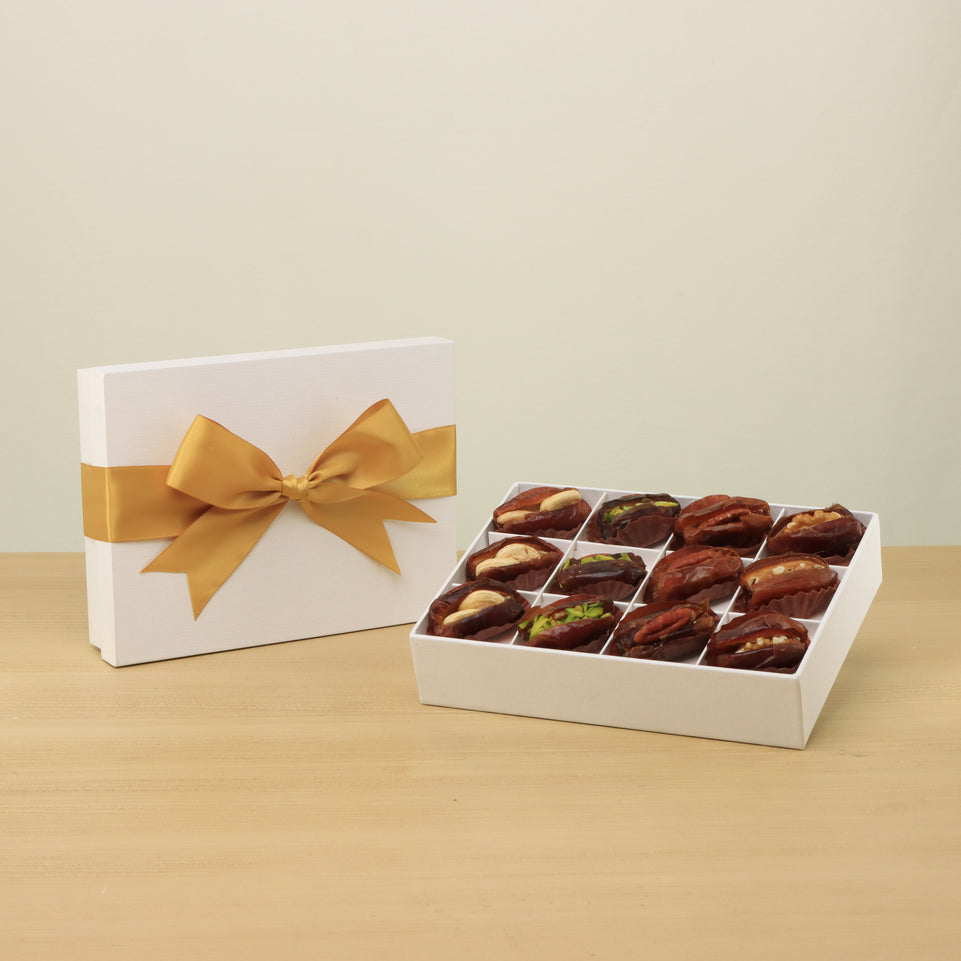 Premium nut stuffed dates 12P hard box