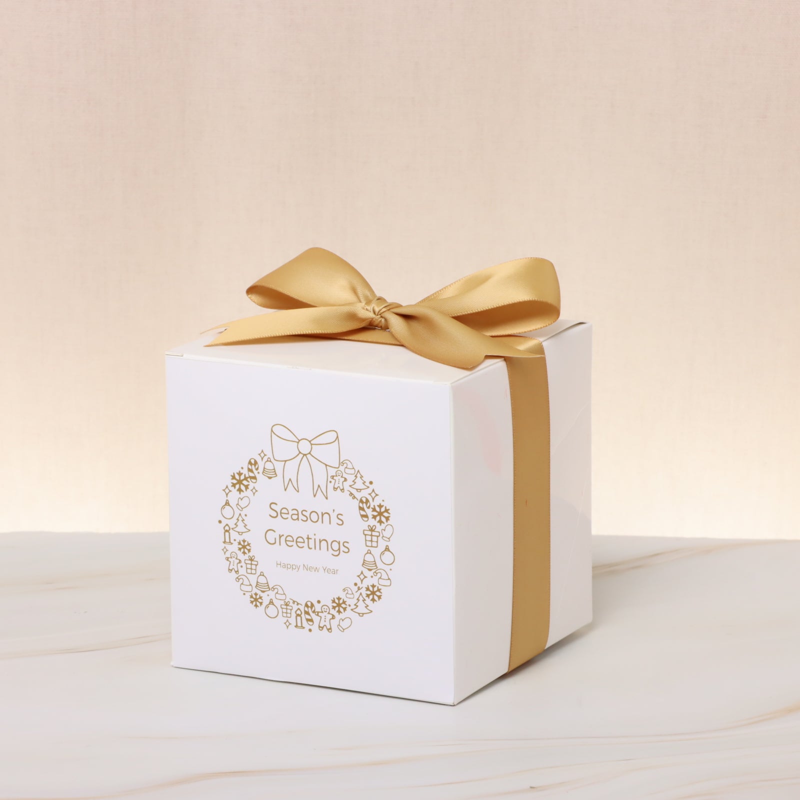 Set of 20 Season's greetings wreath designed premium chocolate cube box