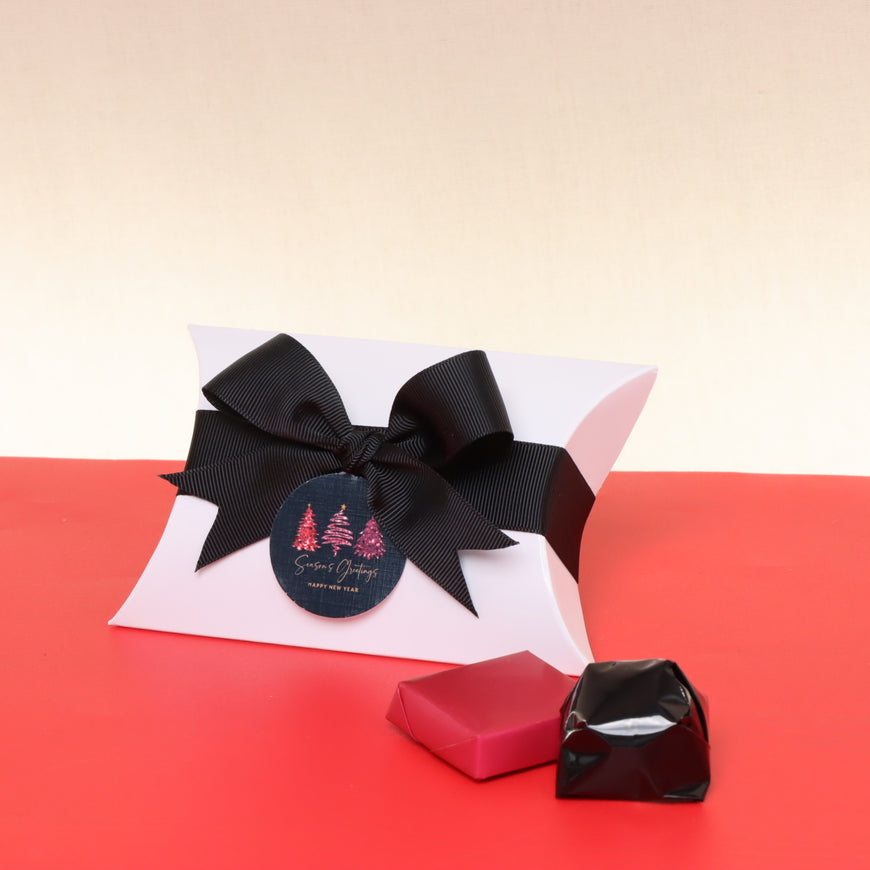 Set of 20 Season's greetings three tree tag designed chocolate pillow box giveaway