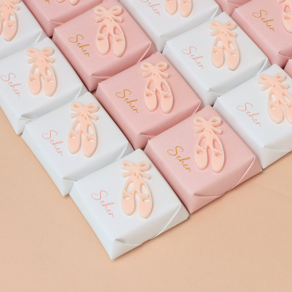 Acrylic decorated ballerina premium chocolate
