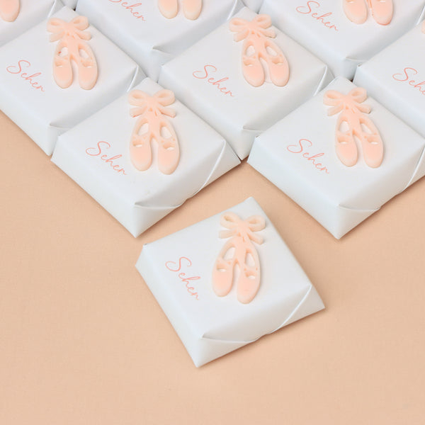 Acrylic decorated ballerina premium chocolate