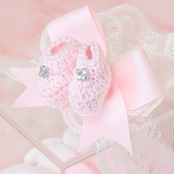 Set of 20 Baby girl crochet decorated premium chocolate & almond dragees acrylic box