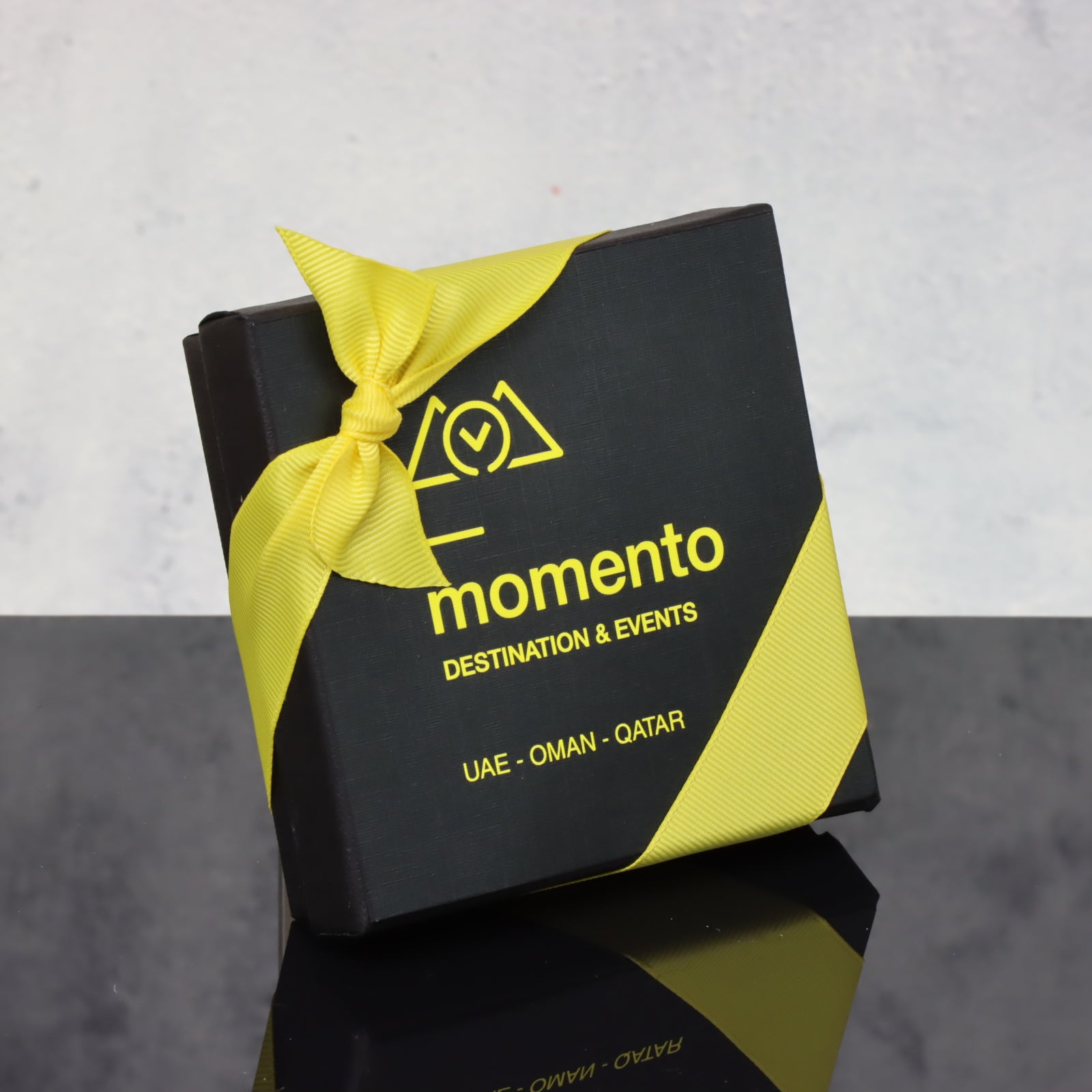 Set of 15 Corporate customized chocolate 4P hard box