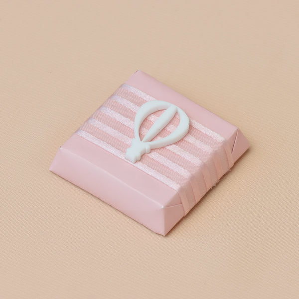 Hot air balloon acrylic decorated premium chocolate