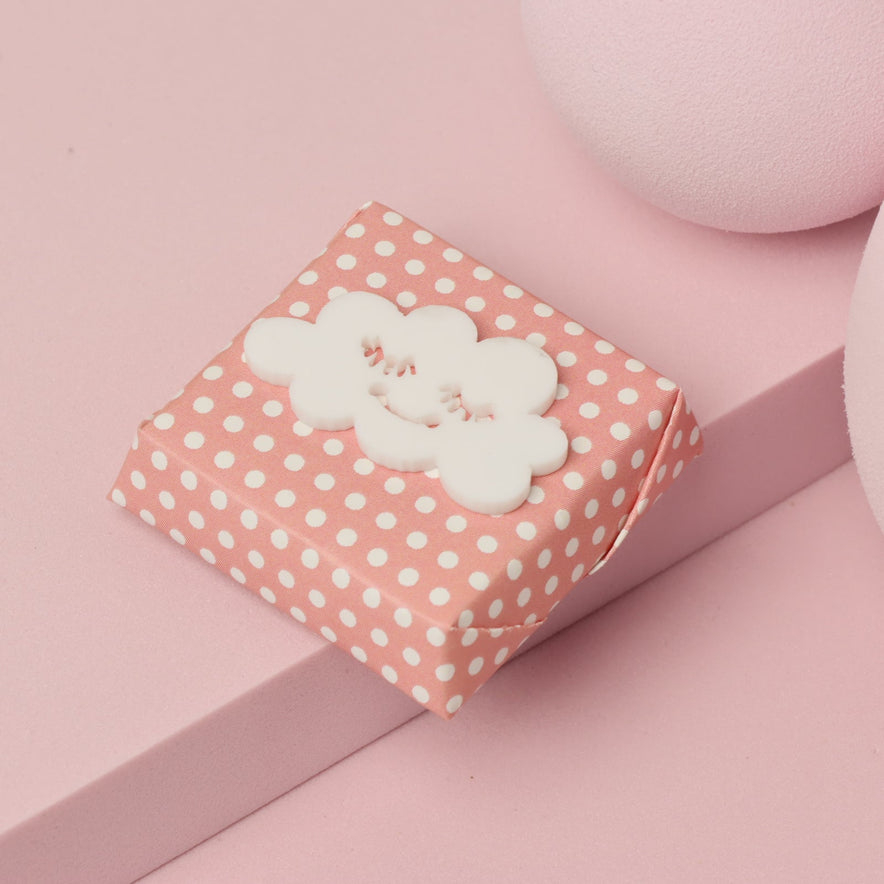 Acrylic cloud decorated premium chocolate