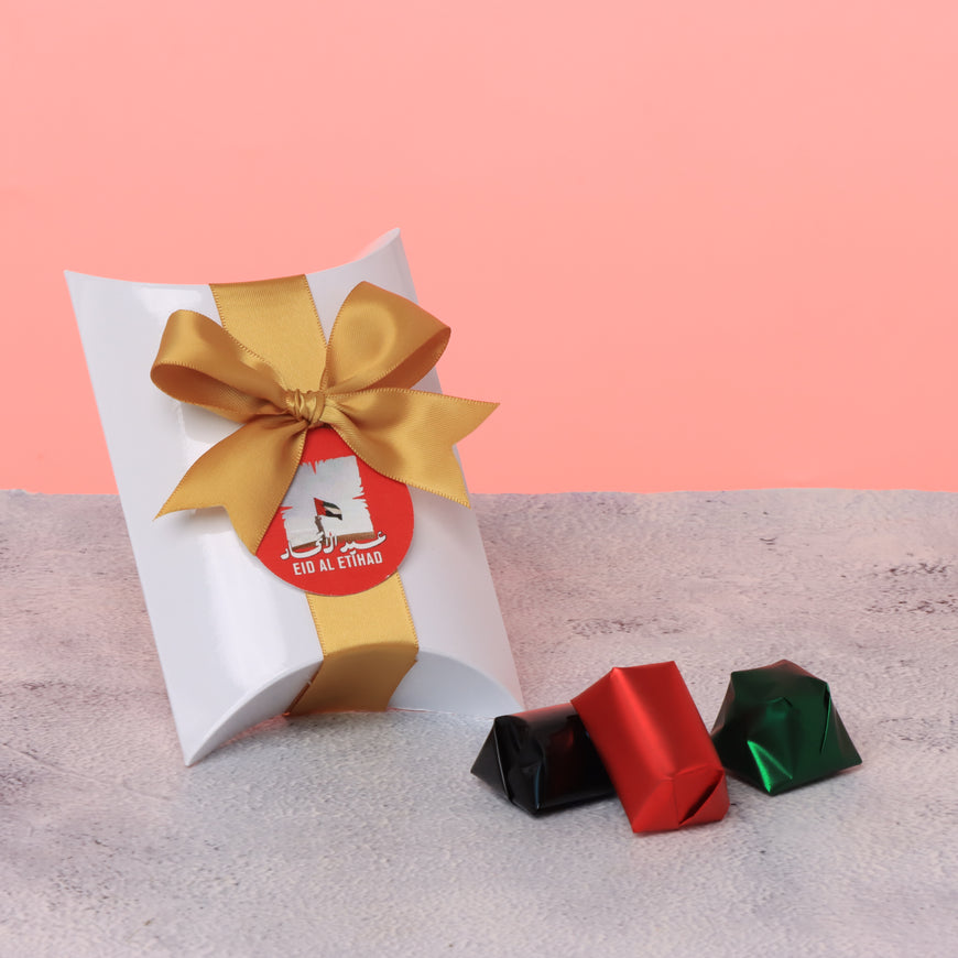 Set of 20 UAE national day designed premium chocolate pillow soft box