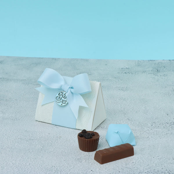 Set of 20 Baby boy decorated chocolate triangle box