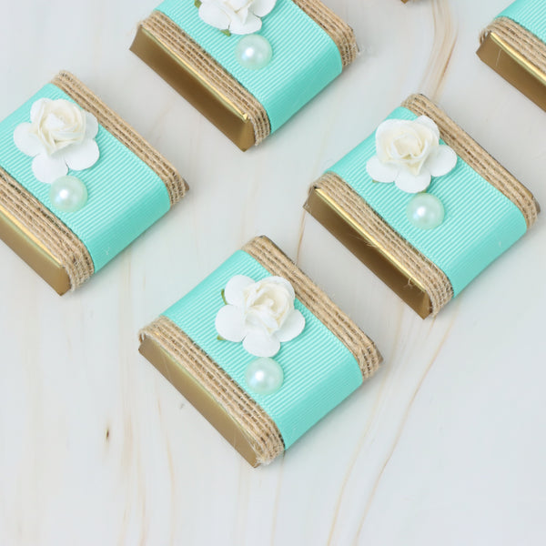 Flower pearl decorated chocolate