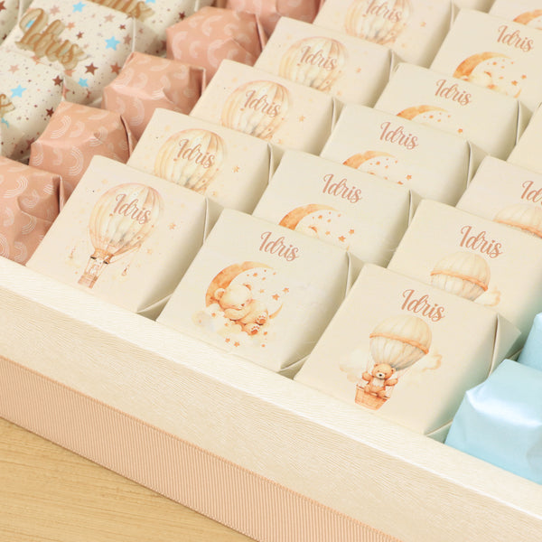 Baby Air balloon theme with acrylic backdrop chocolate medium leather tray