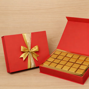 Premium chocolate magnetic red hard box