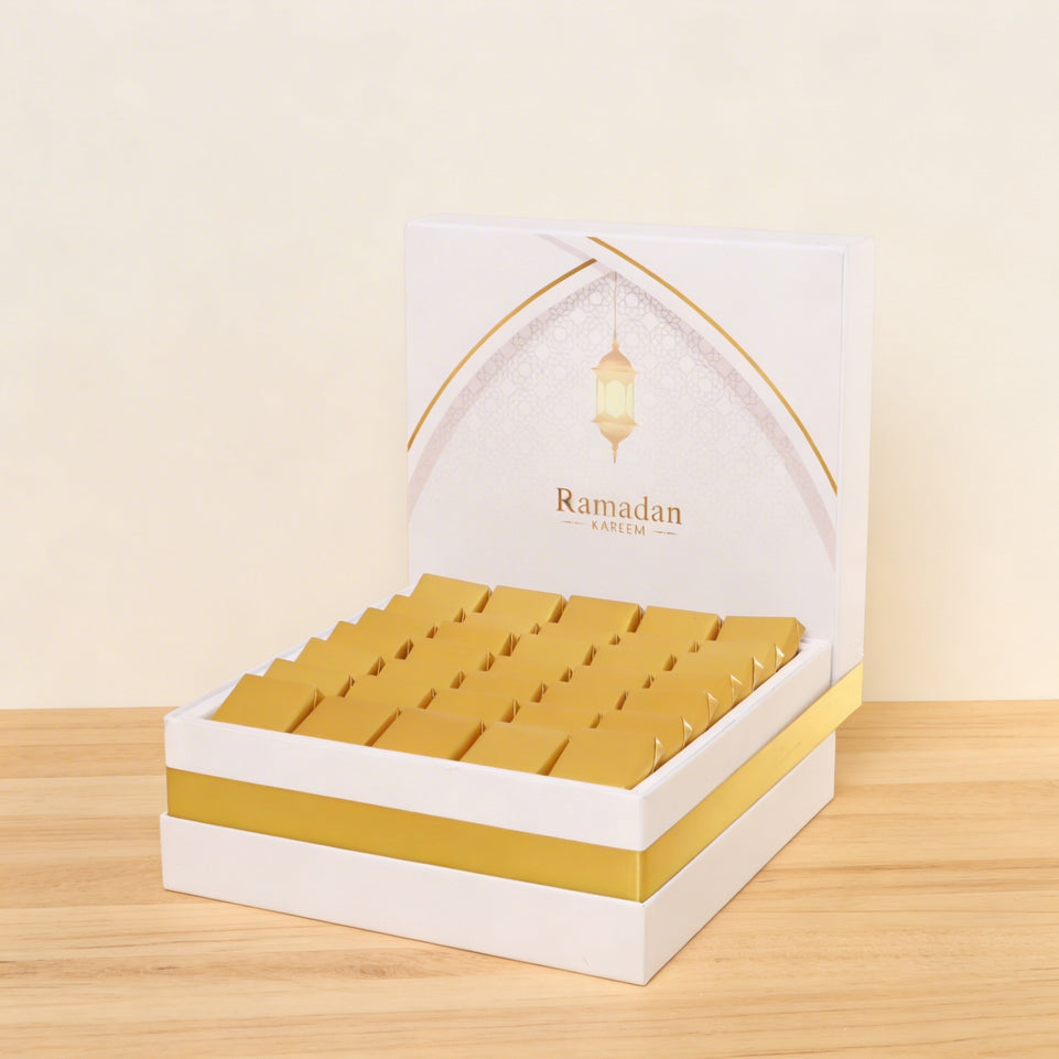 Ramadan lantern designed chocolate large hamper
