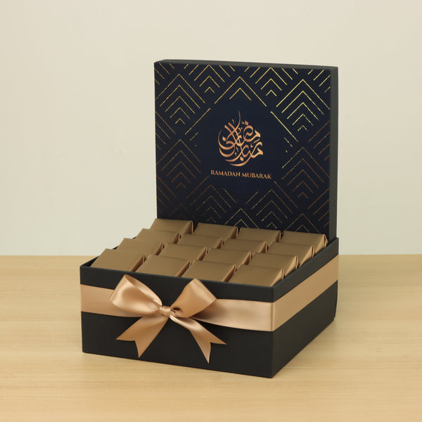 Ramadan Mubarak designed premium chocolate medium hamper