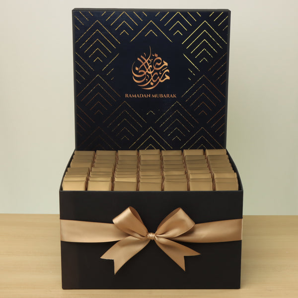 Ramadan Mubarak designed premium chocolate extra large hamper