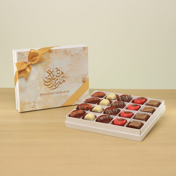 Ramadan Mubarak designed premium chocolate 20P hard box