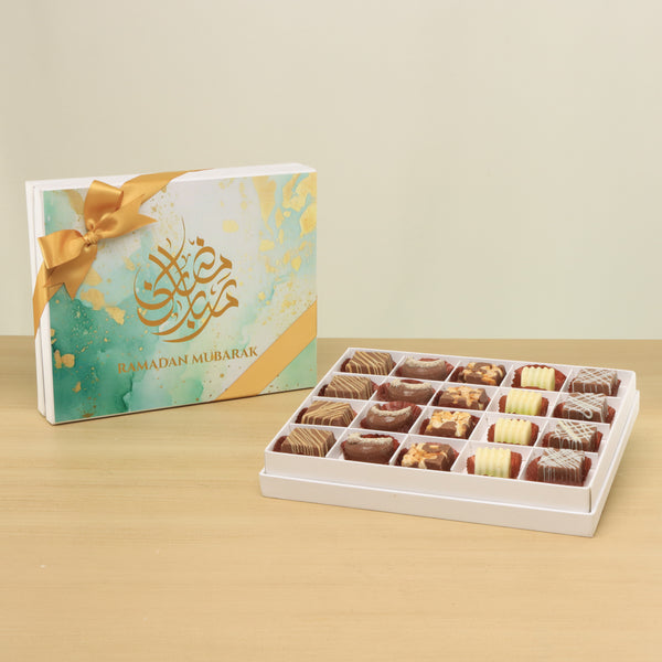 Ramadan Mubarak designed premium chocolate 20P hard box