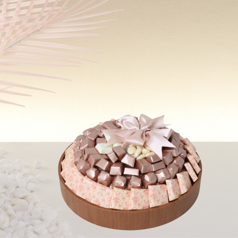 Flower designed chocolate round tray