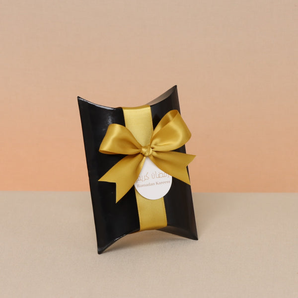 Set 0f 20 Ramadan kareem premium nut stuffed dates soft chest box