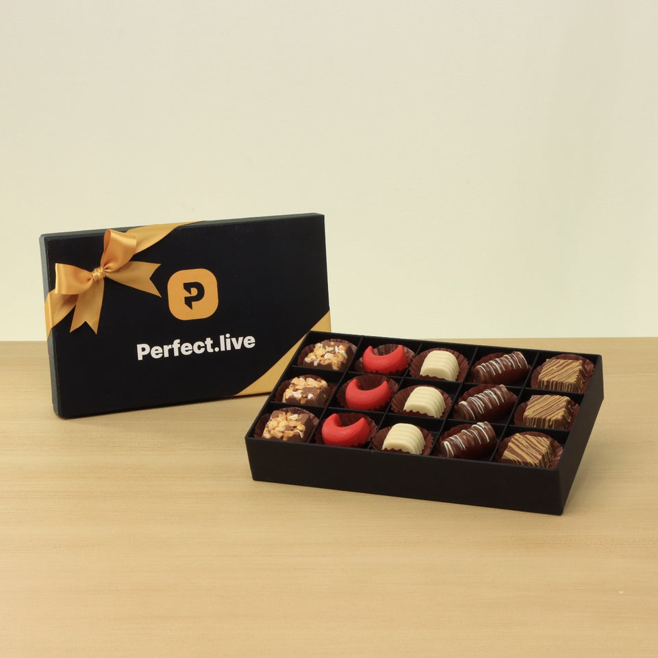 Set of 4 corporate customized premium chocolate 15P hard box