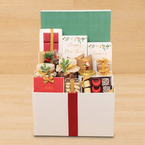 Season's greetings designed premium chocolate & sweets extra large hamper