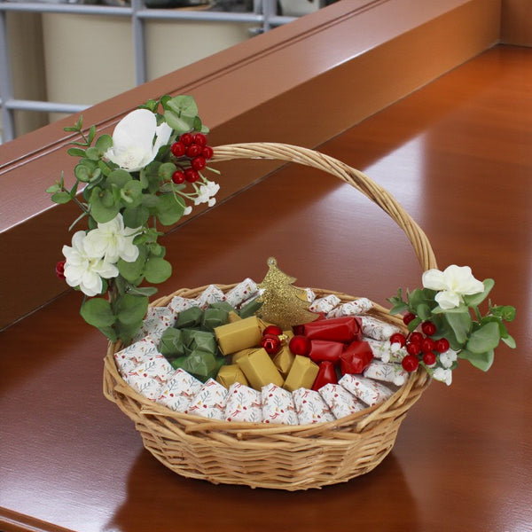 Christmas designed premium chocolate medium basket