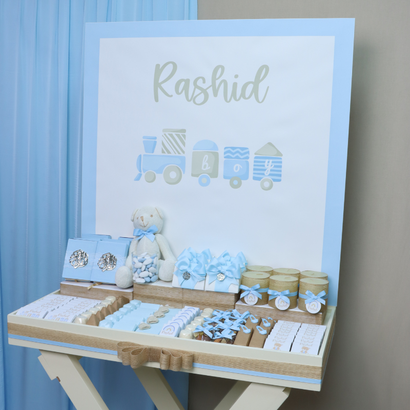 Baby teddy theme personalized chocolate wood stand