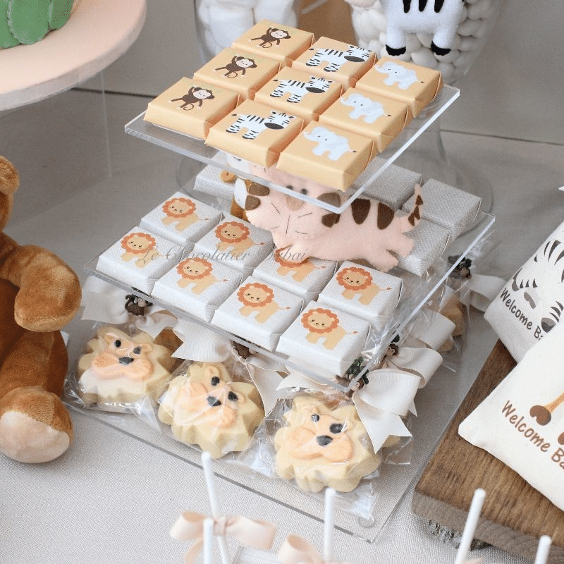 Safari animals decorated baby chocolate