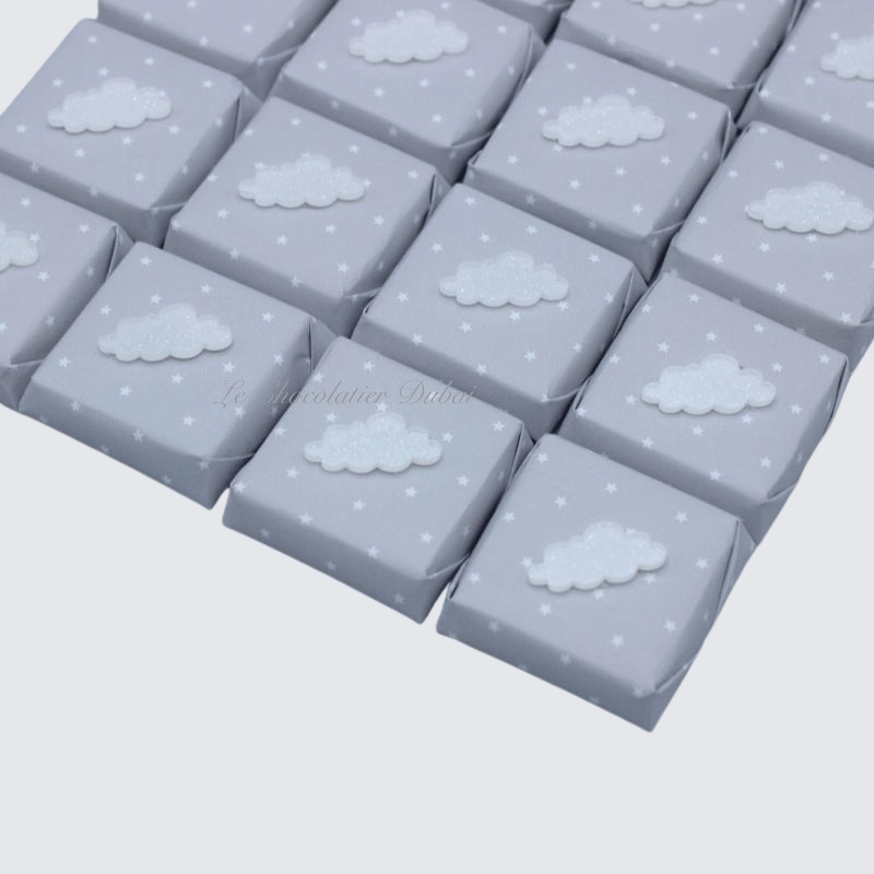 ACRYLIC CLOUD DECORATED CHOCOLATE