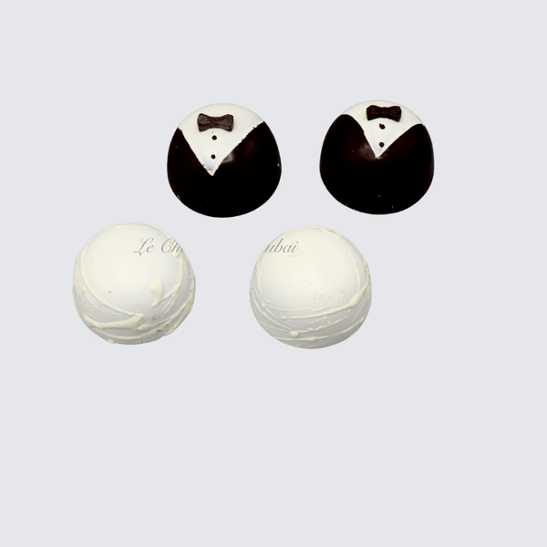 Wedding bride & groom molded loose chocolate
