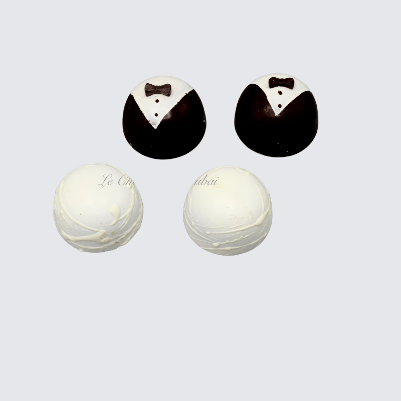 Wedding bride & groom molded chocolate