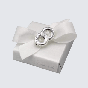 Wedding ring with ribbon decorated lo...