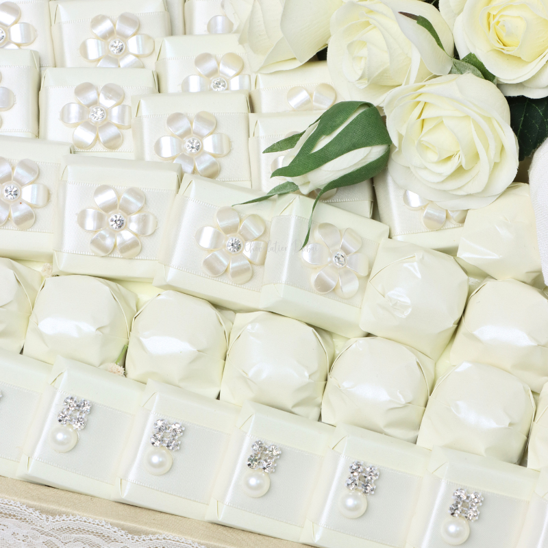 Bridal decorated chocolate leather tray