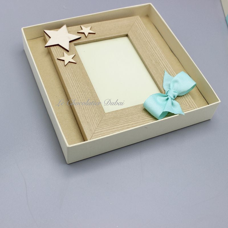 WOOD DECORATED PHOTO FRAME