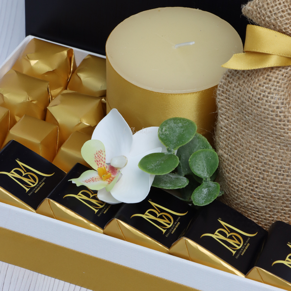 Corporate customized premium chocolate & sweets small hamper