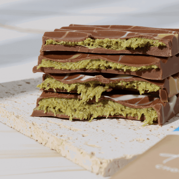 Set of 3 UAE national day premium milk pistachio knafeh bar