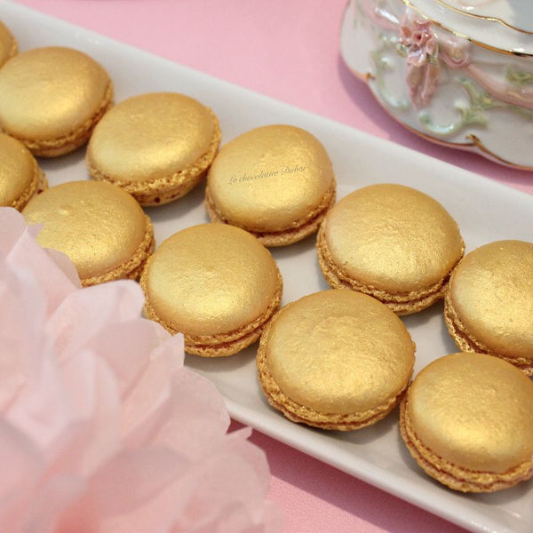 Baby girl carousel theme dessert table