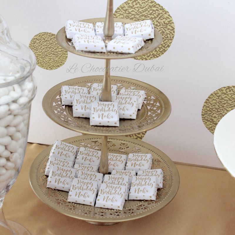 BIRTHDAY GOLD WHITE DESSERT / SWEETS TABLE