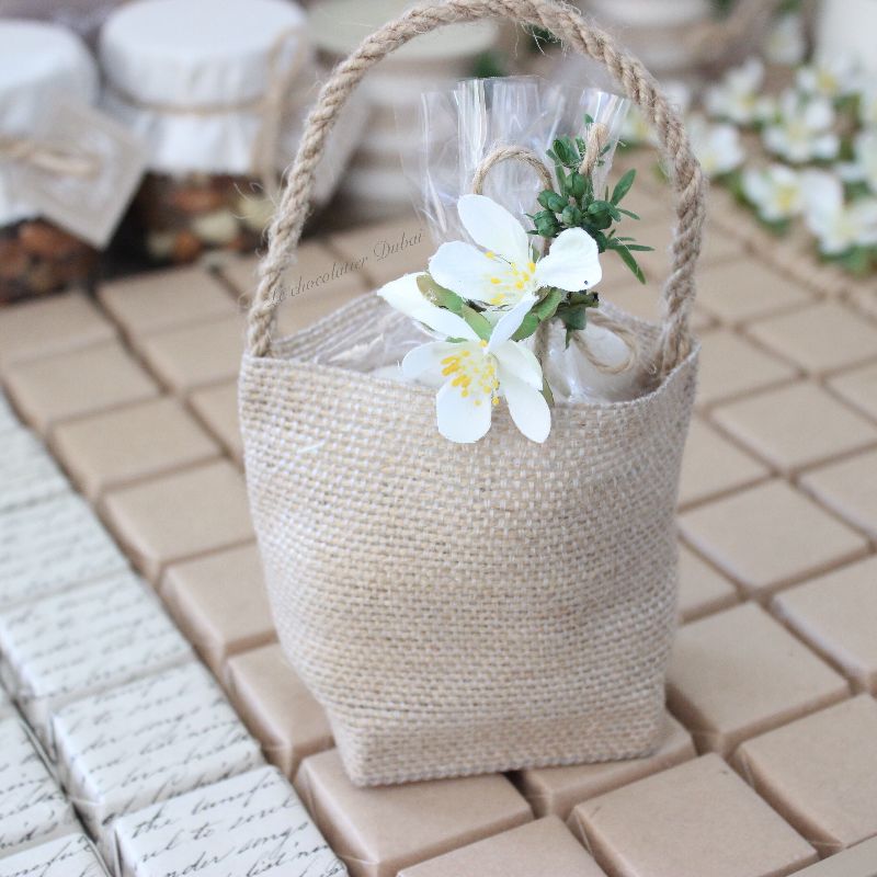 RUSTIC JUTE BAG ALMOND DRAGEES GIVEAWAY