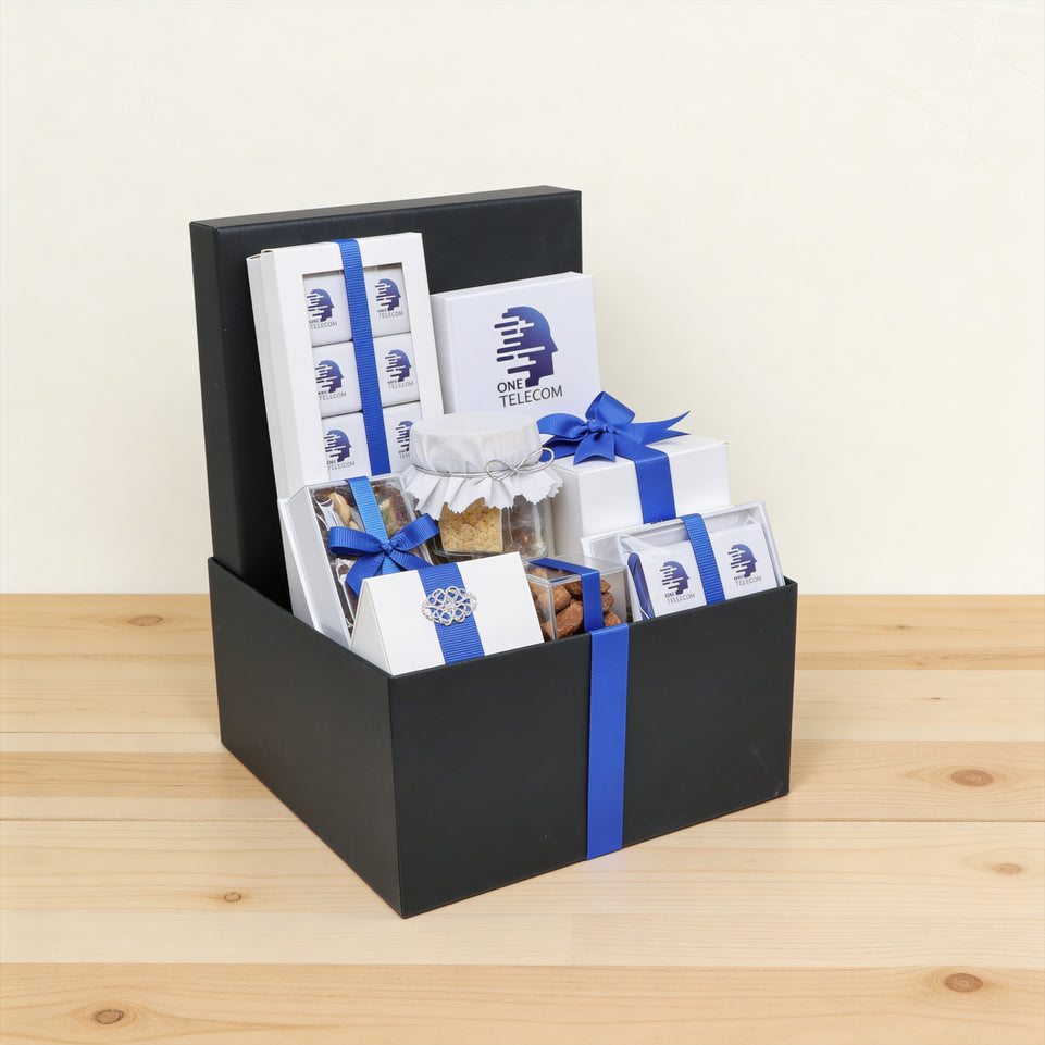 Corporate customized premium chocolate & sweets large hamper