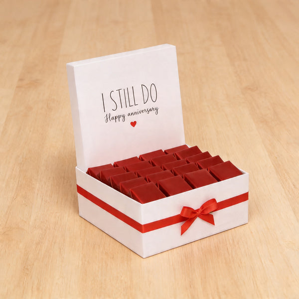 I still do anniversary designed chocolate medium hamper