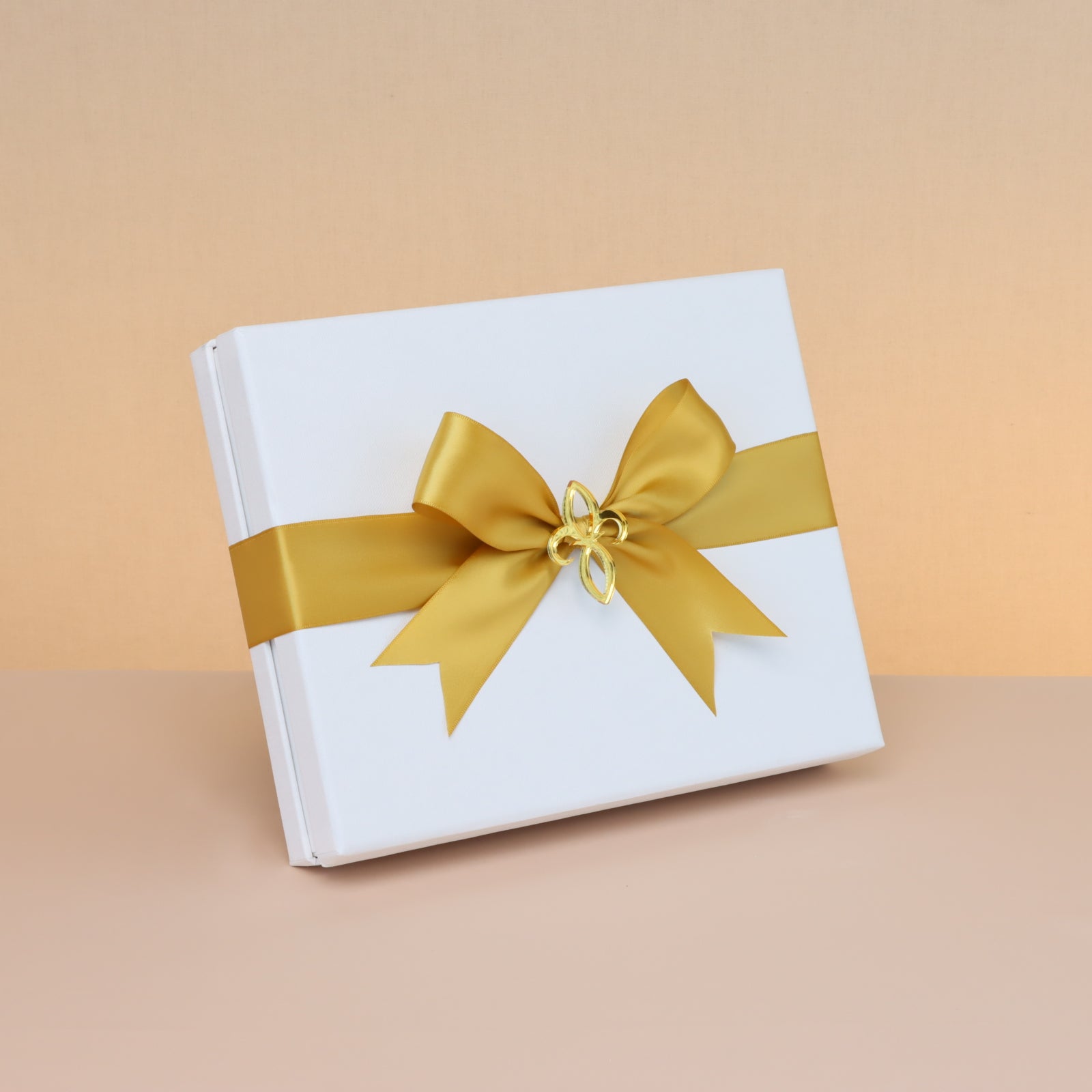 Premium gold & white chocolate 20-pc hard box