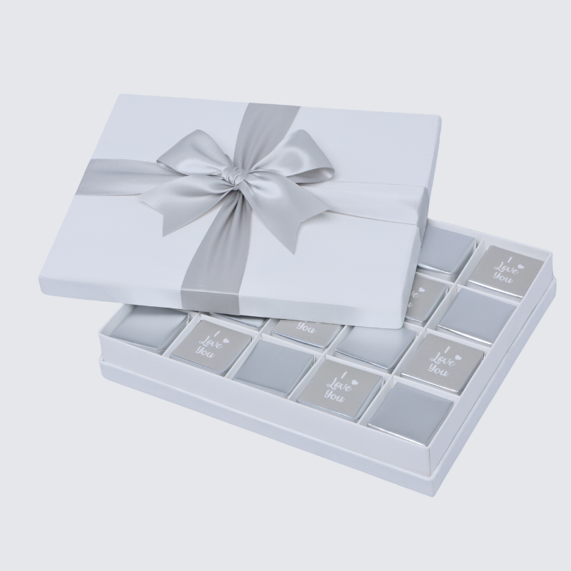 "I LOVE YOU" CLASSIC 20-PIECE CHOCOLATE HARD BOX