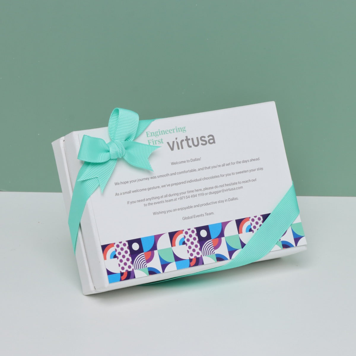 Set of 8 Corporate customized premium chocolate 6P hard box