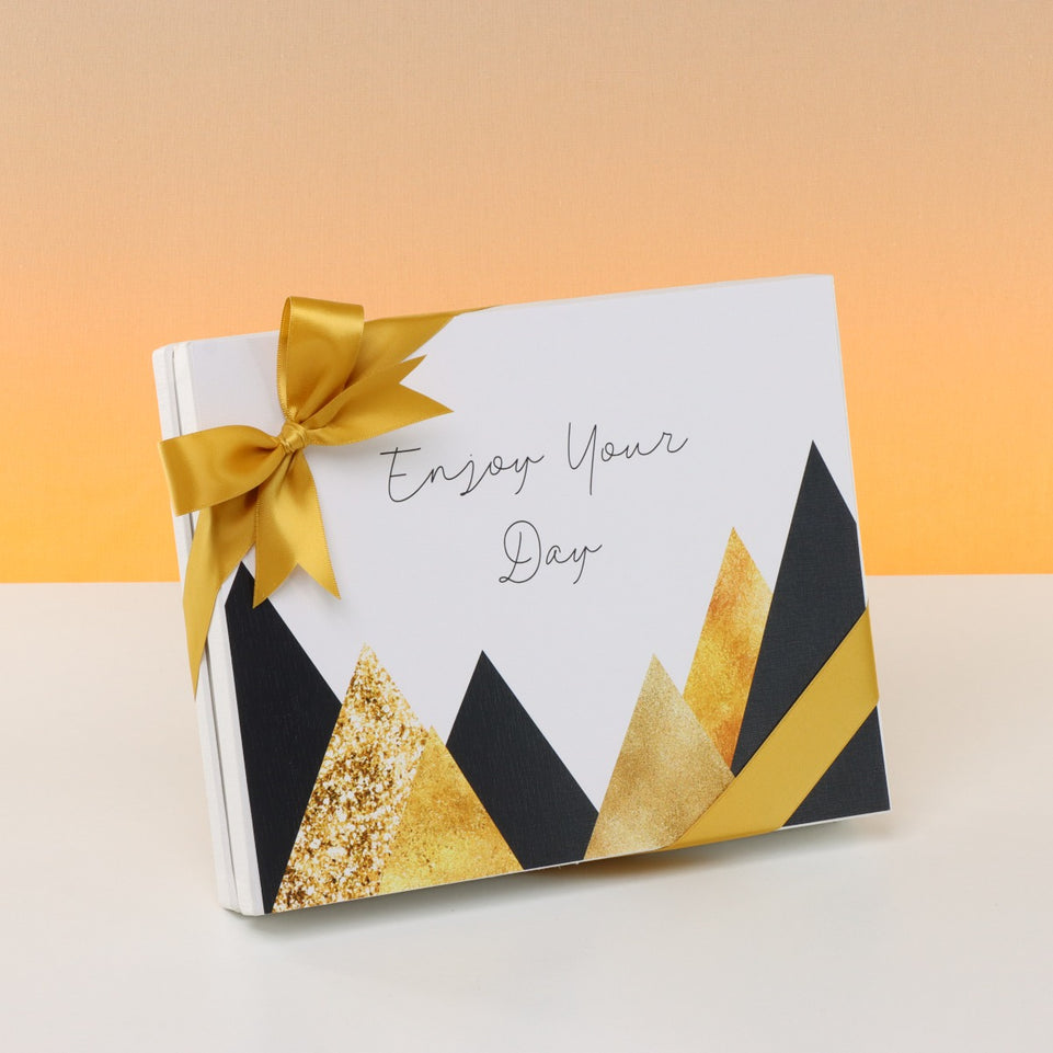 Enjoy your day geometric designed 20-piece chocolate hard box