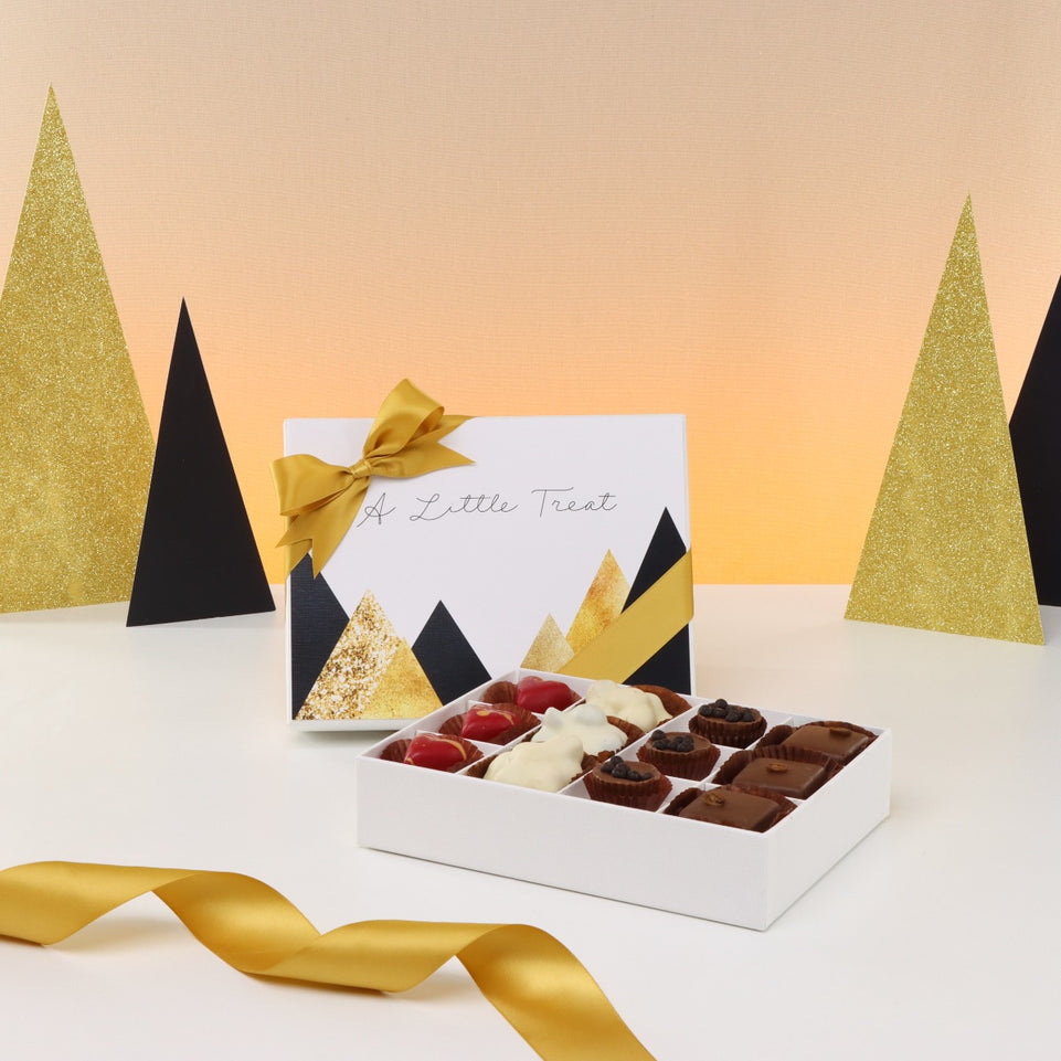 A LITTLE TREAT GEOMETRIC DESIGNED 12-PIECE CHOCOLATE HARD BOX