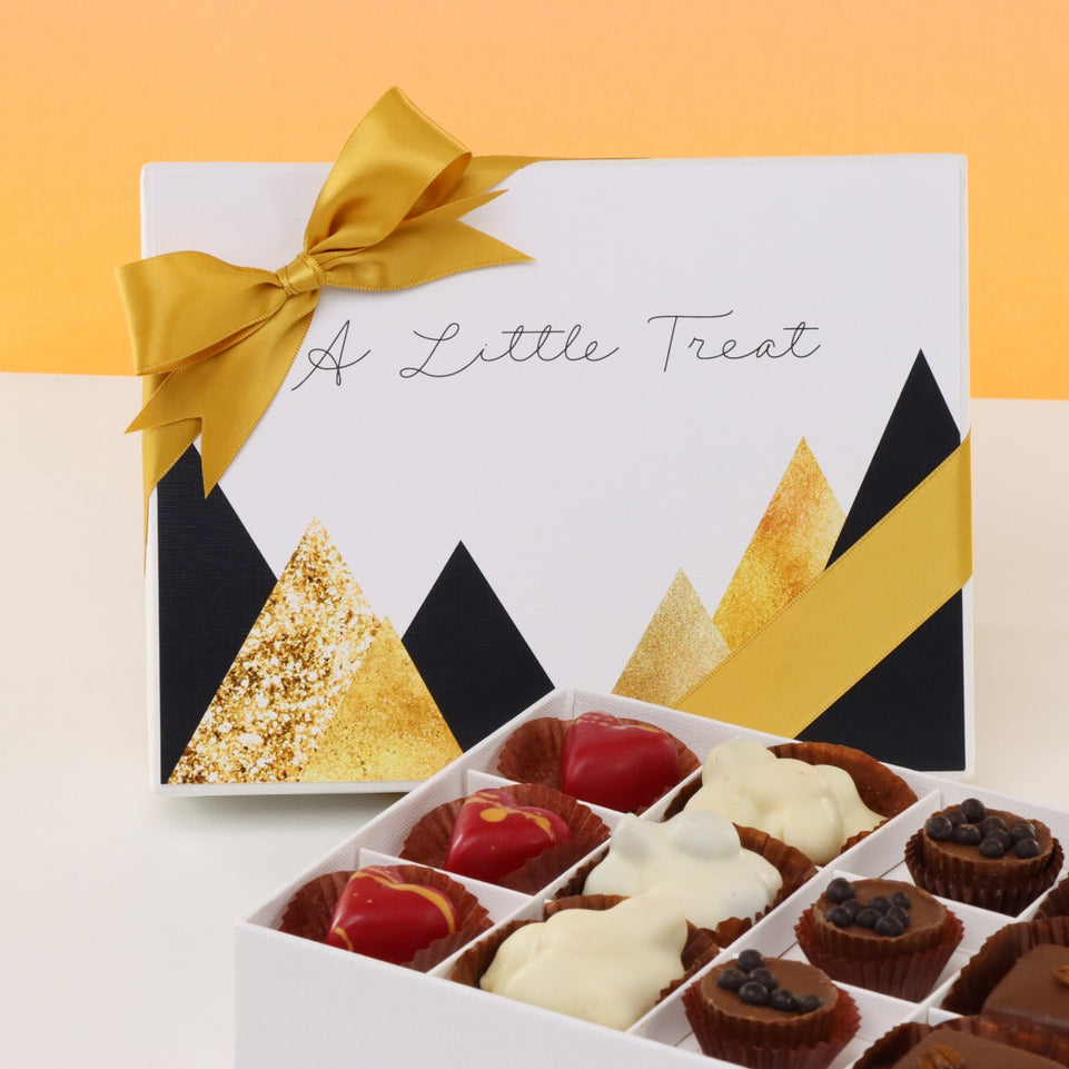 A LITTLE TREAT GEOMETRIC DESIGNED 12-PIECE CHOCOLATE HARD BOX